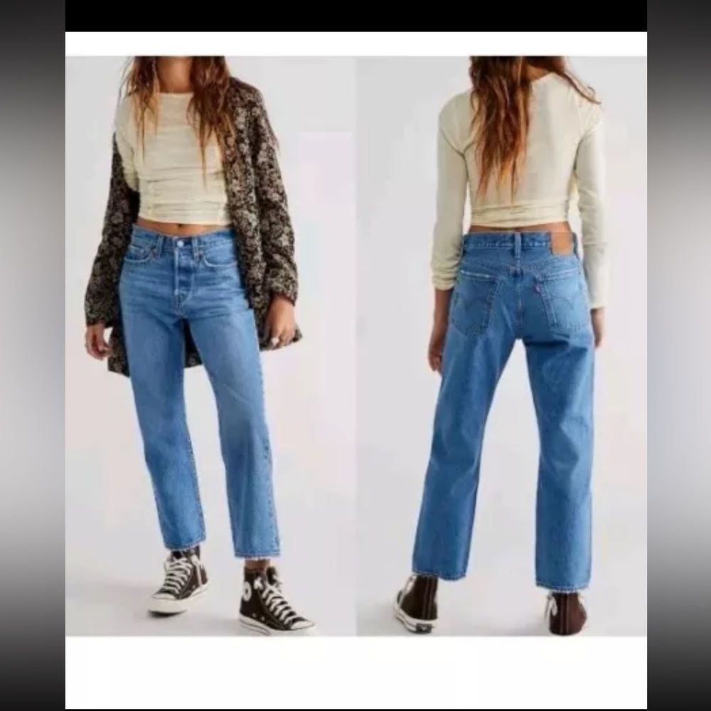Levi's Women's High-Rise Wedgie Straight Jeans Size 6 Short W28/L28